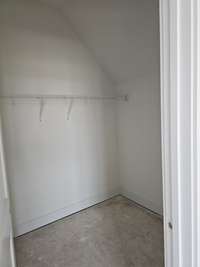 extra lg bonus room closet