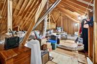 Located at 1003 Thistle Ct in Hendersonville, this beautifully updated home offers main-level living, a 3-car garage, huge bonus room, sunroom, private yard, and more—just 25 mins from Nashville and minutes to Old Hickory Lake, shopping, and dining.