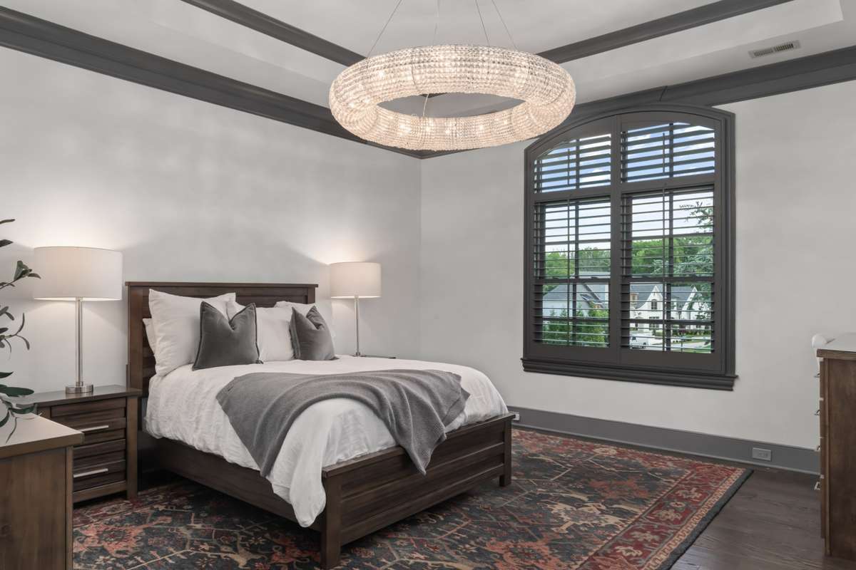 Bedroom 2. Yep, hardwoods and tray ceiling.