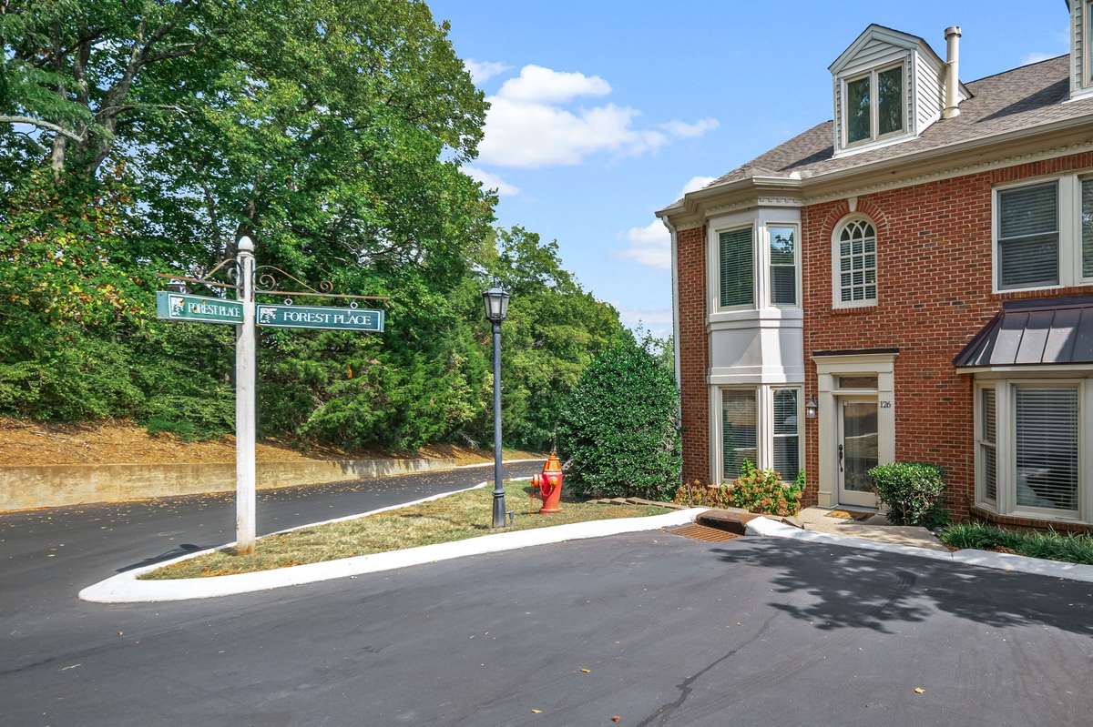 Welcome to 126 Forest Place Circle in The Hillsborough!!