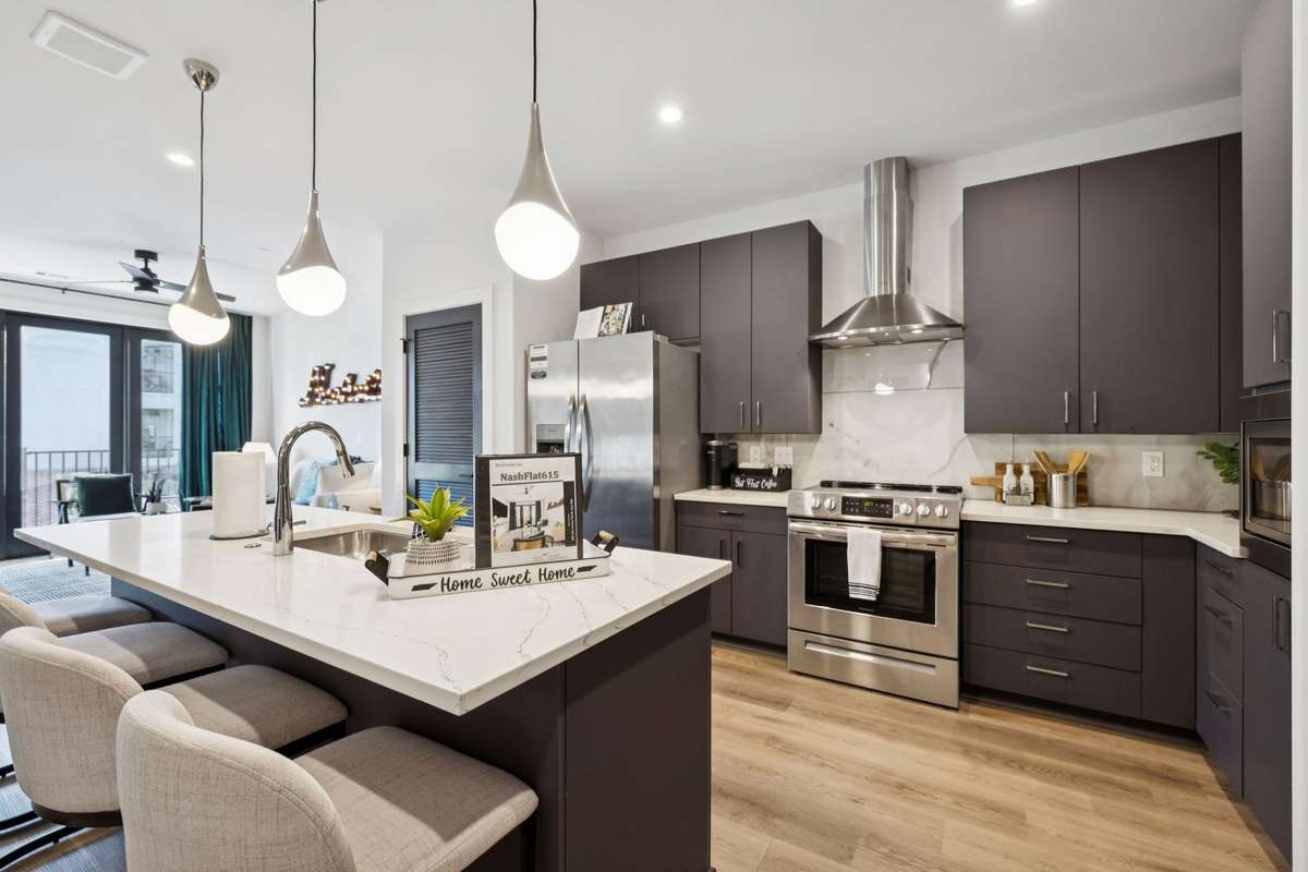 Spacious Well-Equipped Kitchen with appliances and prepped to cook a Gourmet Dinner!