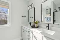 Model pic is very similar to what is selected for bath 3.