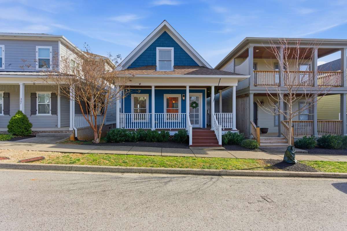 Welcome to 315 Augusta Ave.