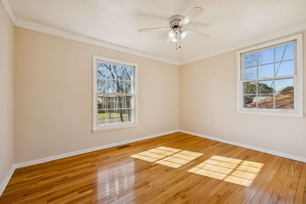 Primary Bedroom, sans furniture