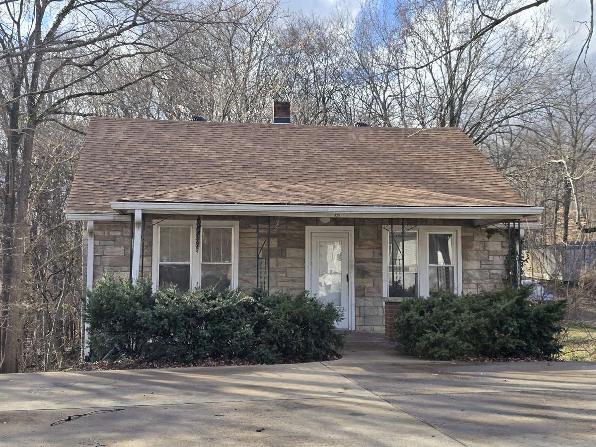 Welcome to 328 Edmondson Ferry Rd!