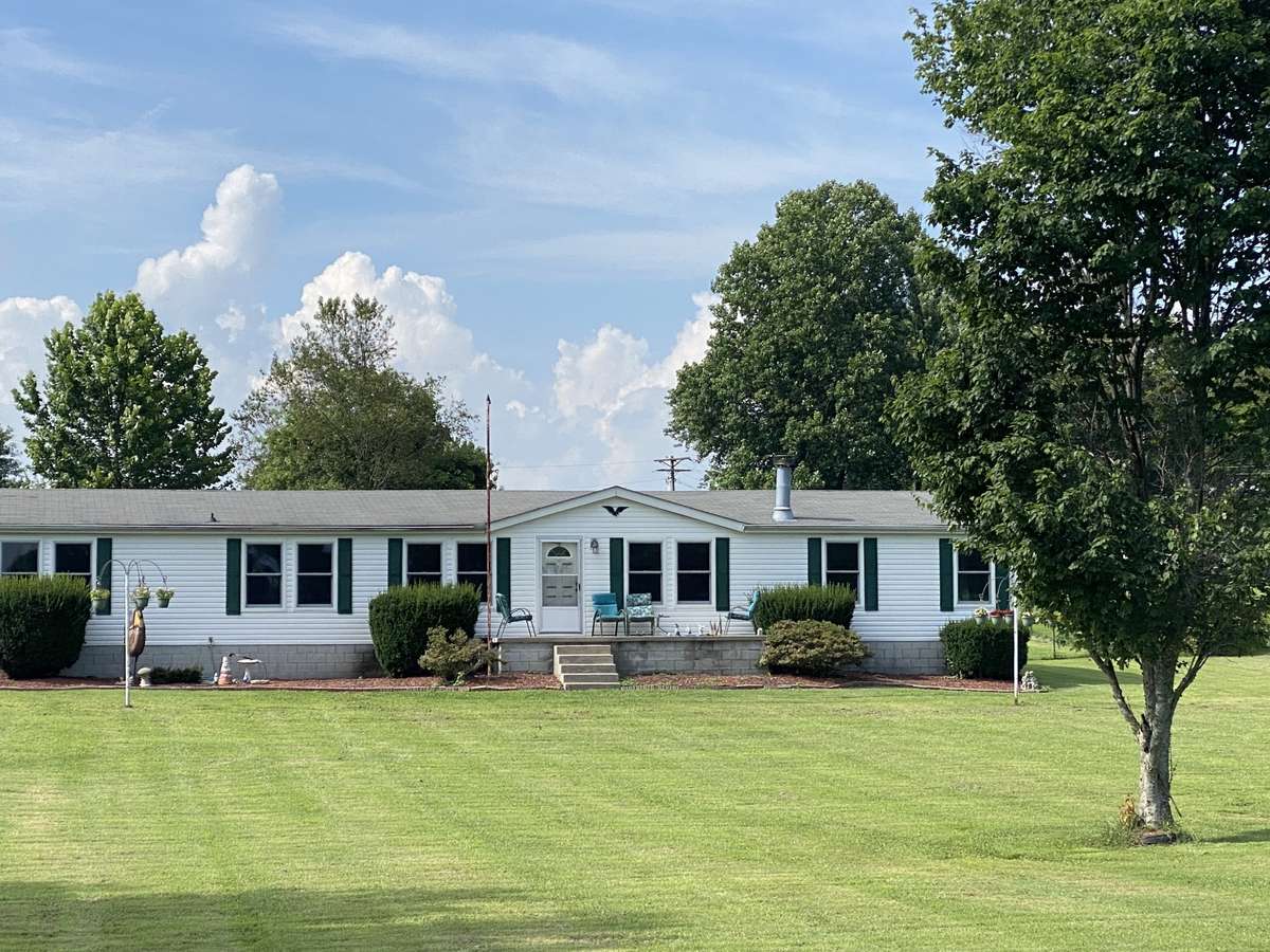 Welcome home to 417 Buttermilk Hollow Rd.