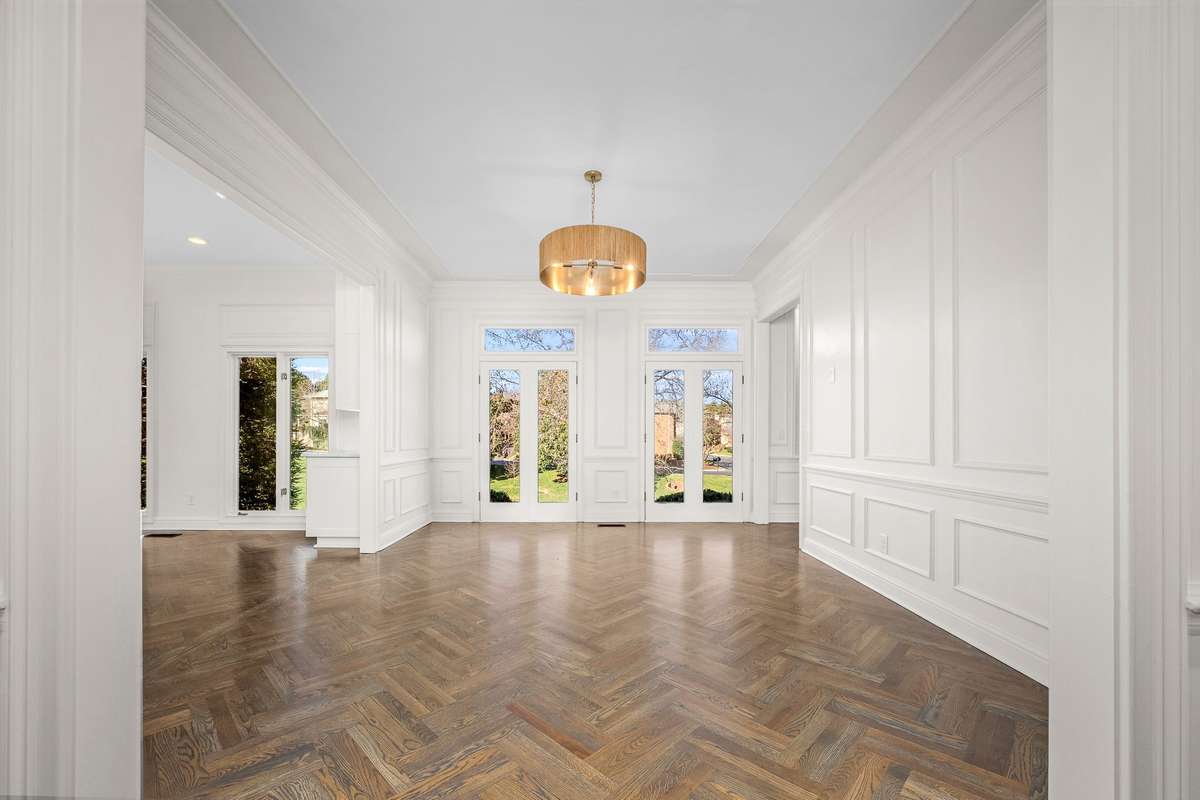 Gathering / Breakfast room off Kitchen.