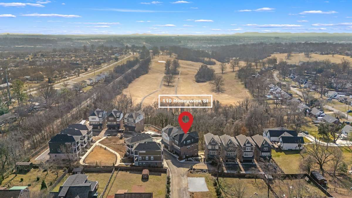 LOCATION! Backing up to Shelby Golf Course and just minutes to East Nashville's restaurants and shops!