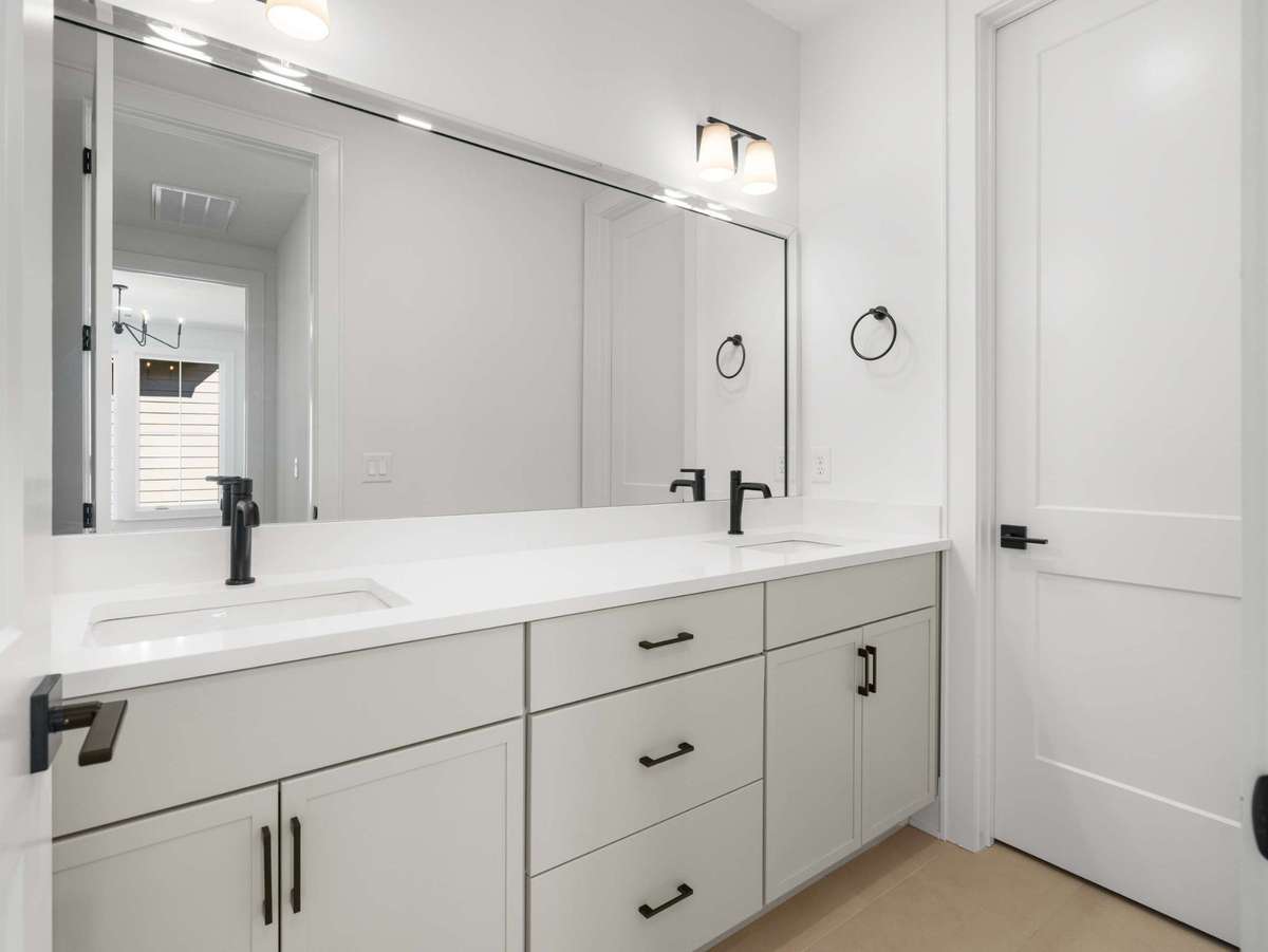 Jack and Jill Bath