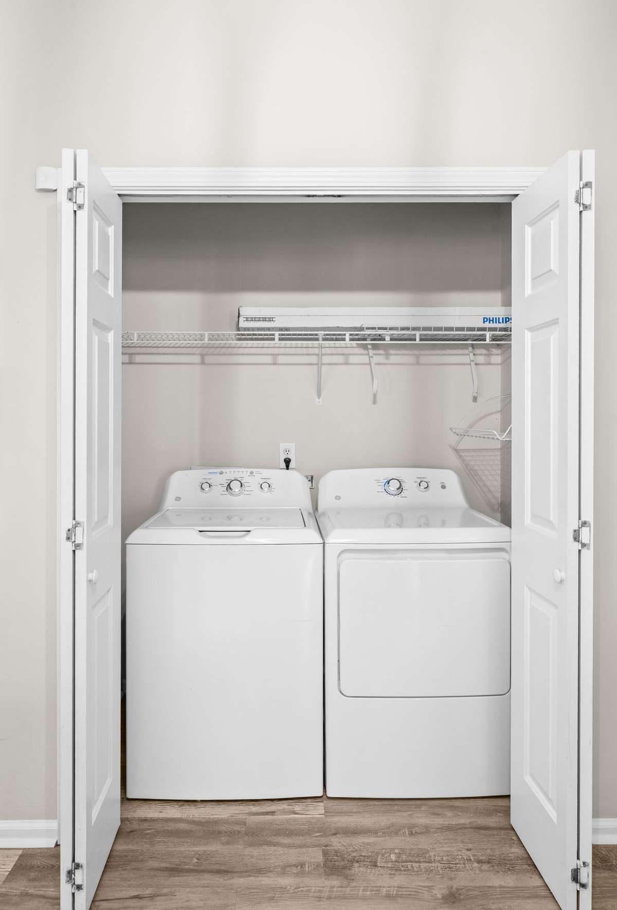Washer and Dryer to remain