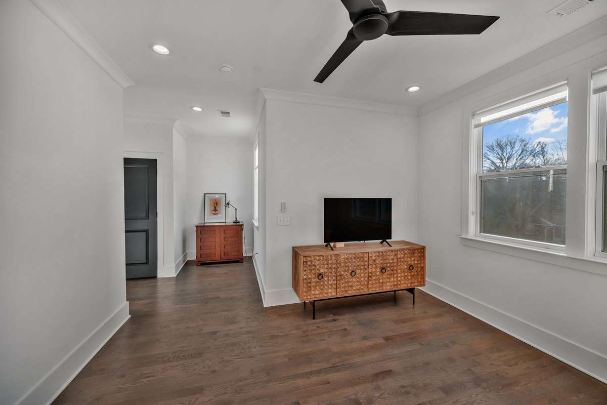 Upstairs Den/Rec Rm
