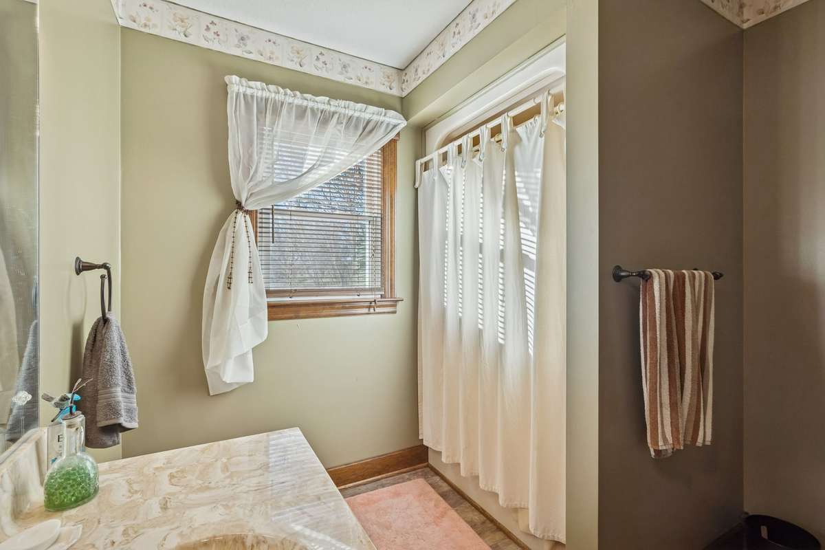 Primary Shower