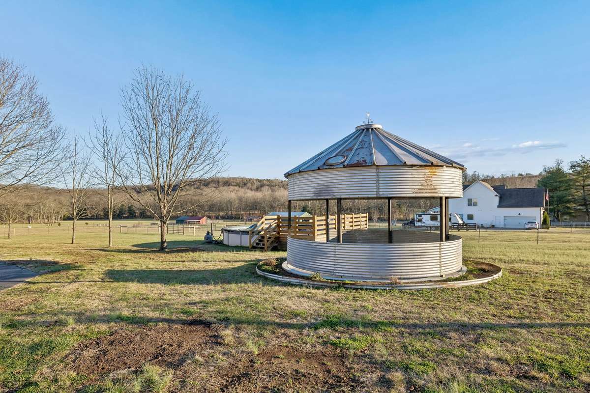 Silo/ Fun sitting area for picnics
