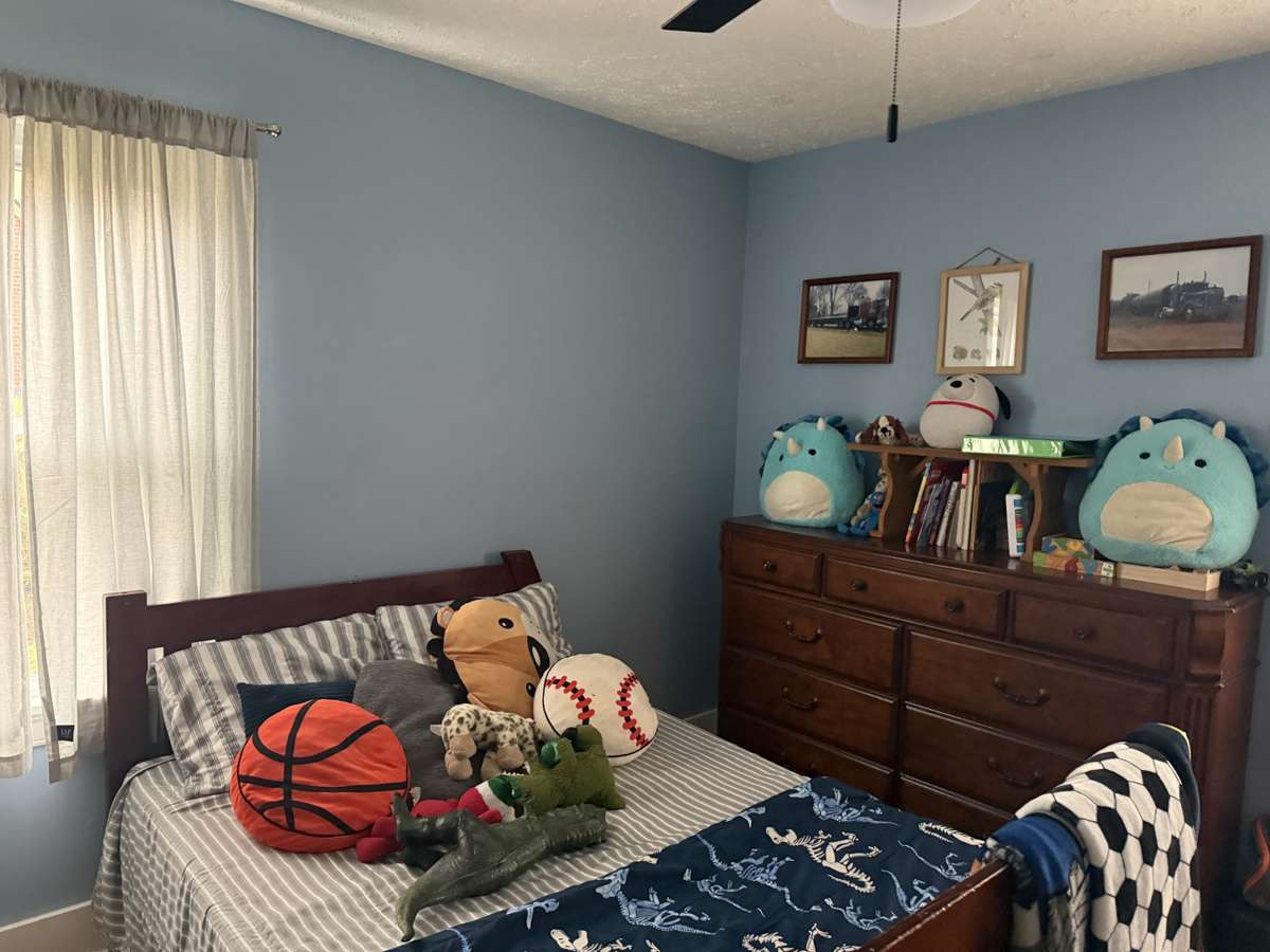 The boys' room.