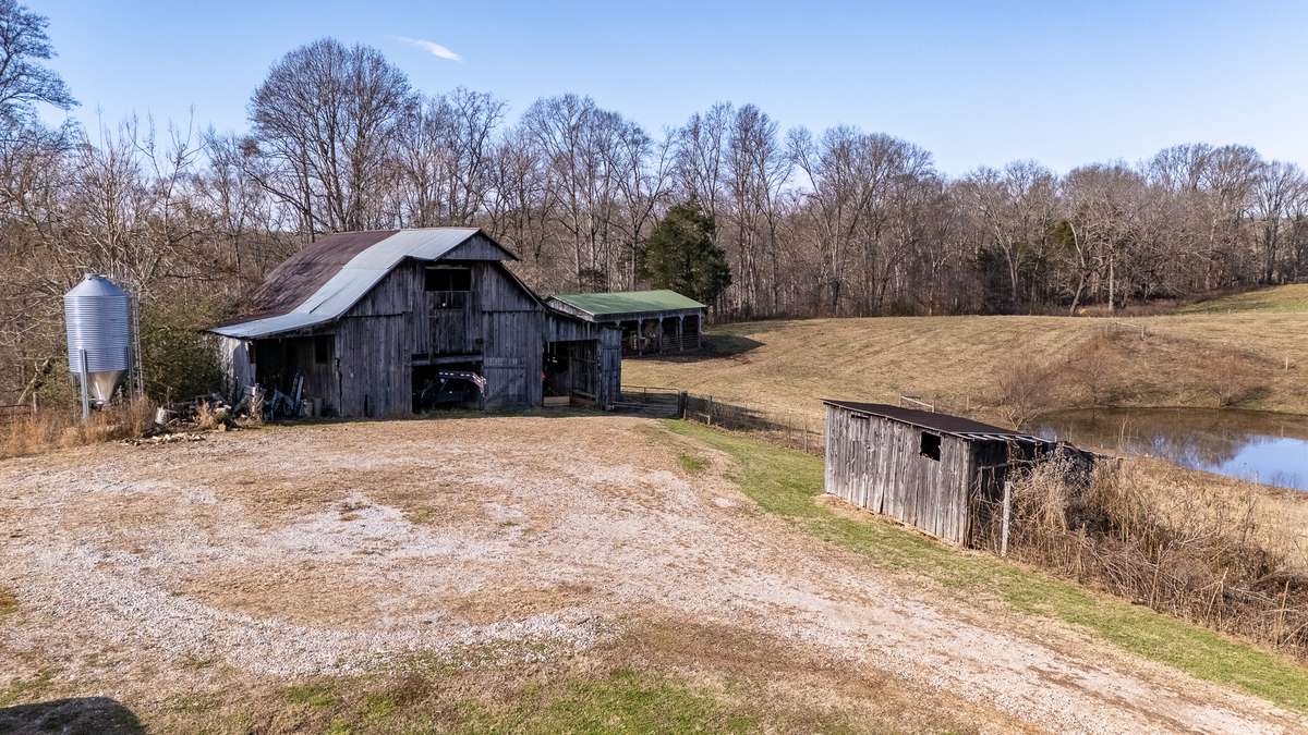 Barn