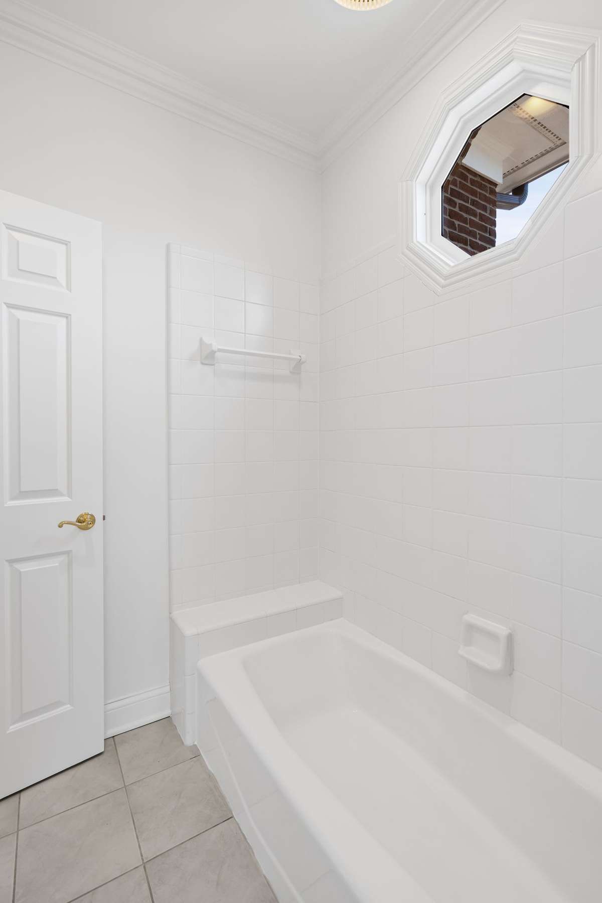 Jack and Jill bath #1