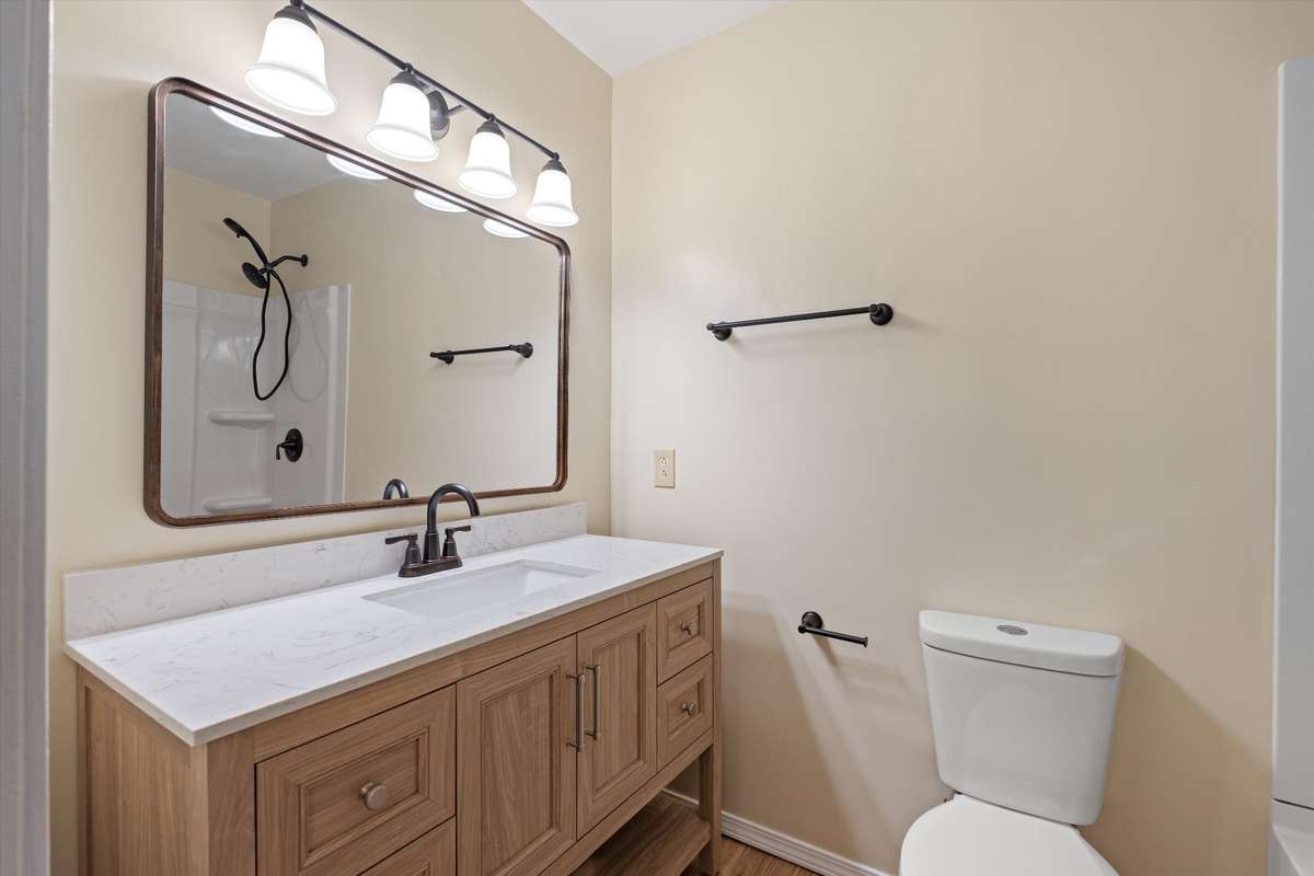 *BATHROOM 2 WITH NEW VANITY*