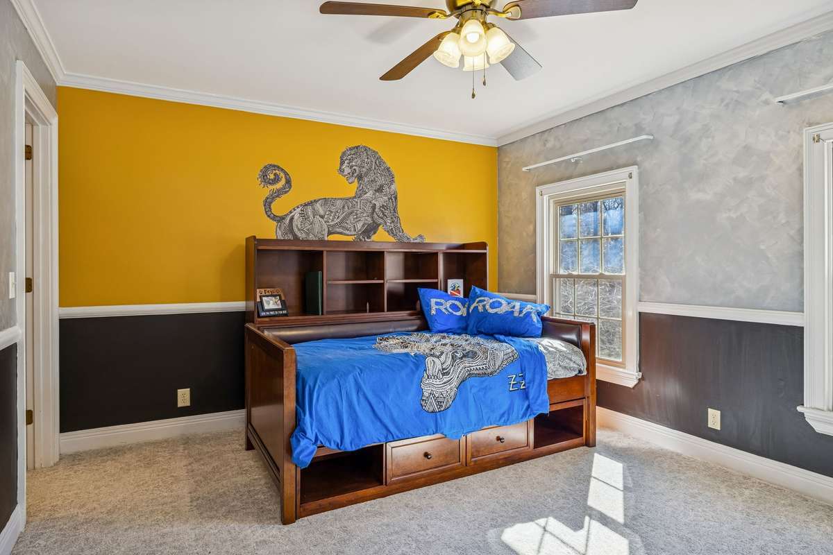 Roar - the third bedroom is also spacious and has a lush carpet and a 6-inch pad! The best feature of this room is that it opens to its own private sink and dressing room of the Jack and Jill bathroom.