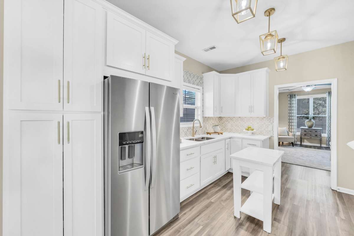 Stainless steel appliances remain