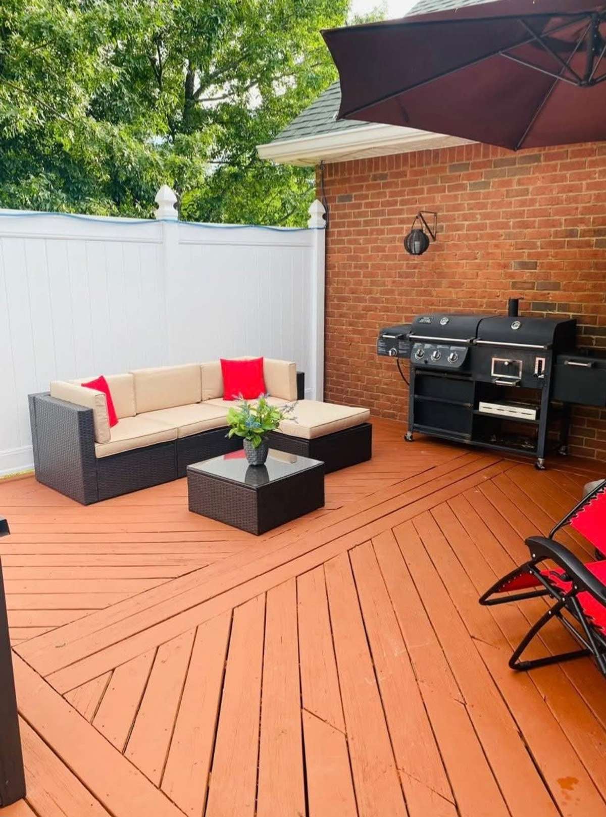 Private Deck Courtyard for Grilling and Relaxing,