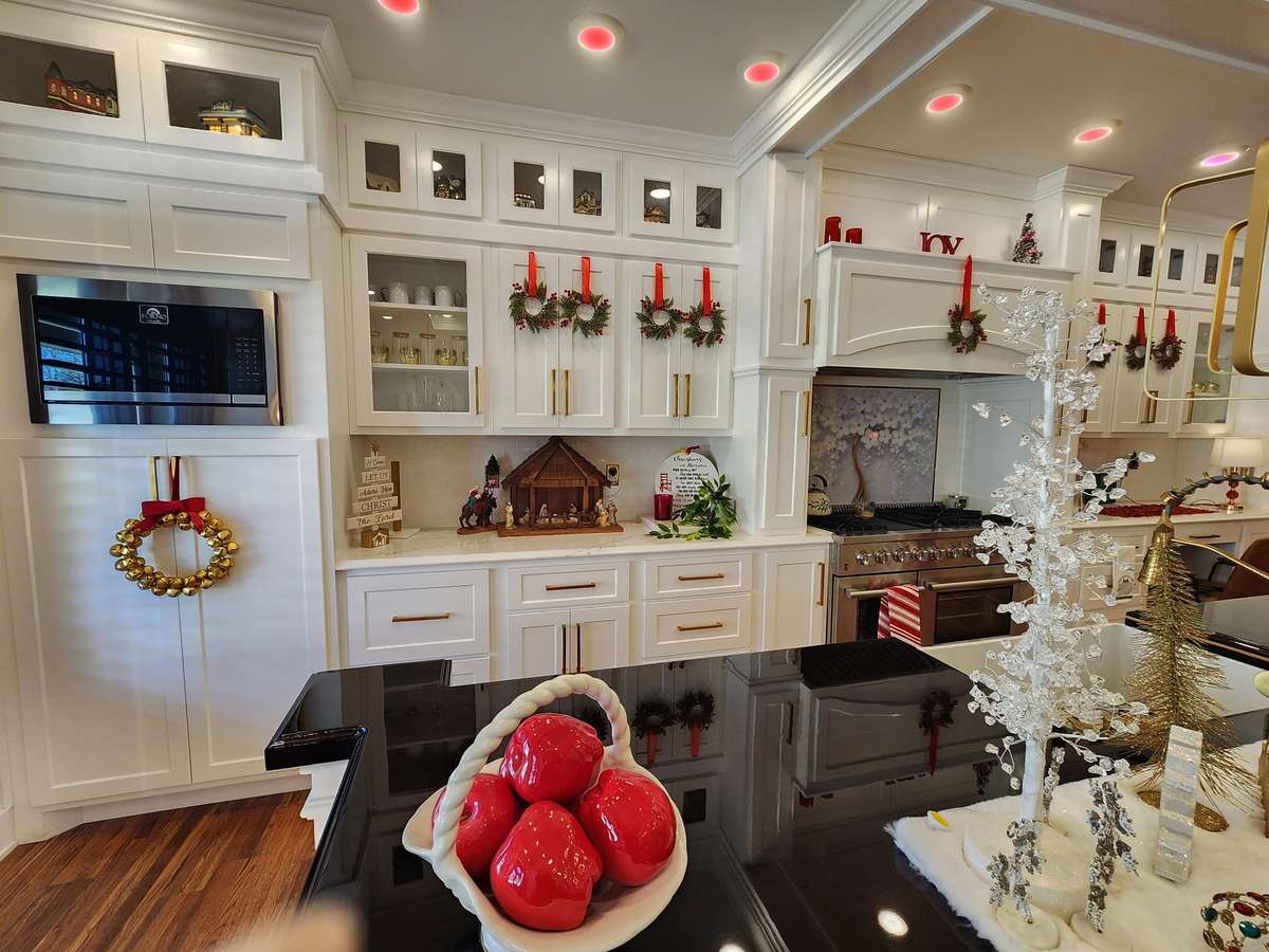 New Gourmet Kitchen is Perfect for Entertaining Family and Friends for Holidays throughout the Year!