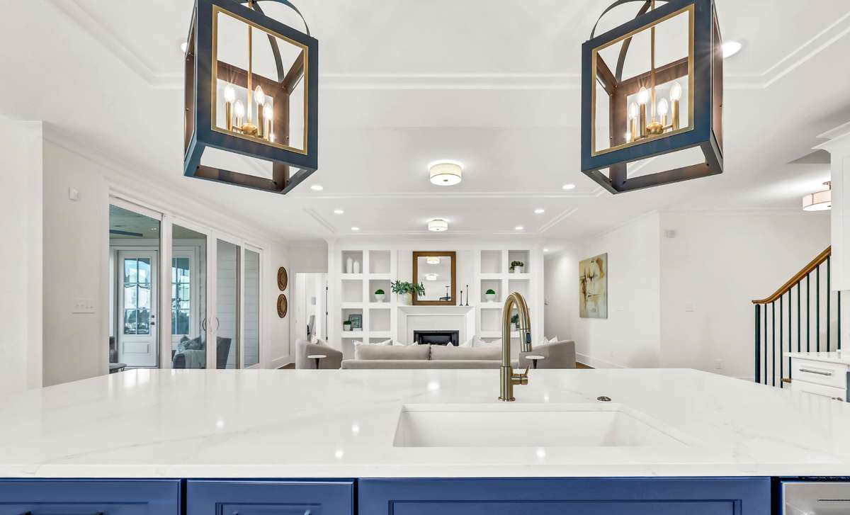 The quartz is gleaming and the entertaining can happen!
