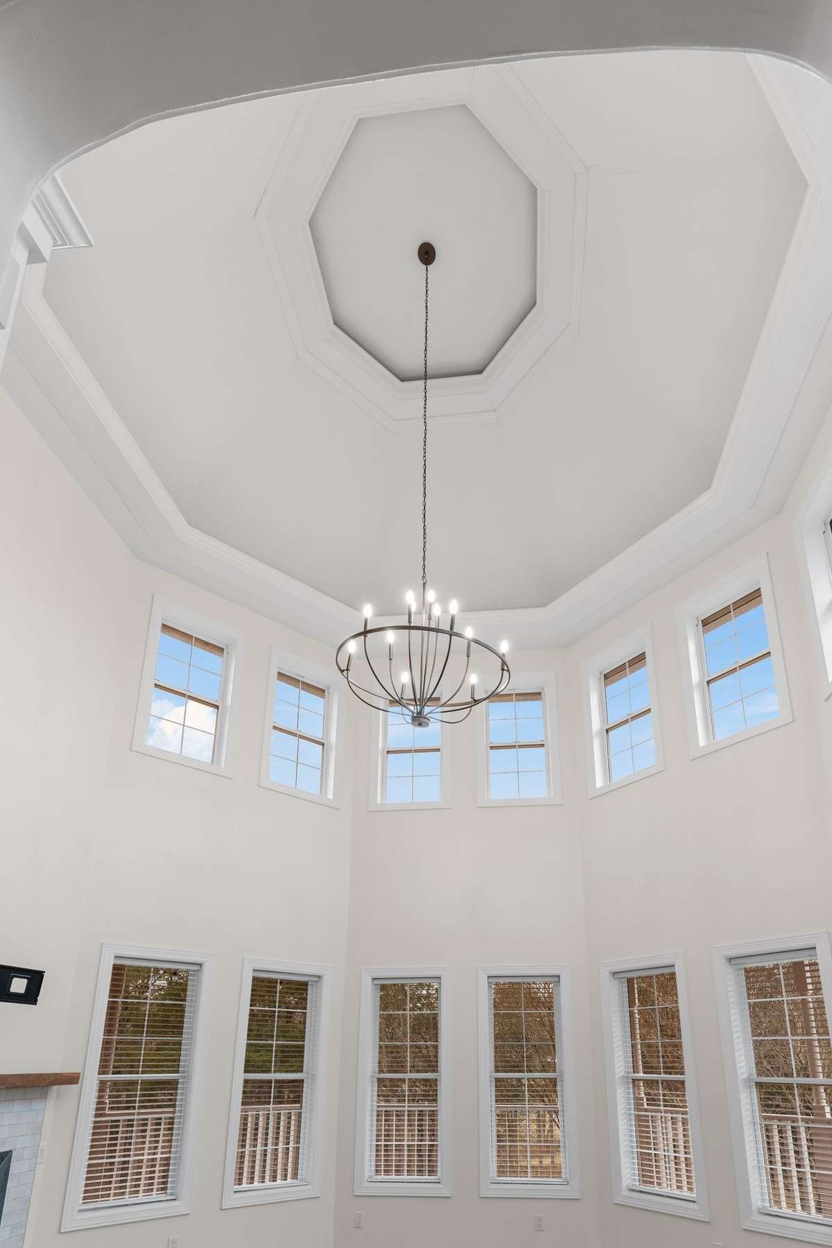 Architectural detail of the ceiling in the family room
