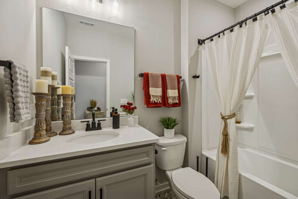 2nd bathroom