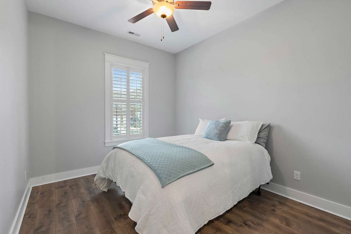 Front bedroom #3
