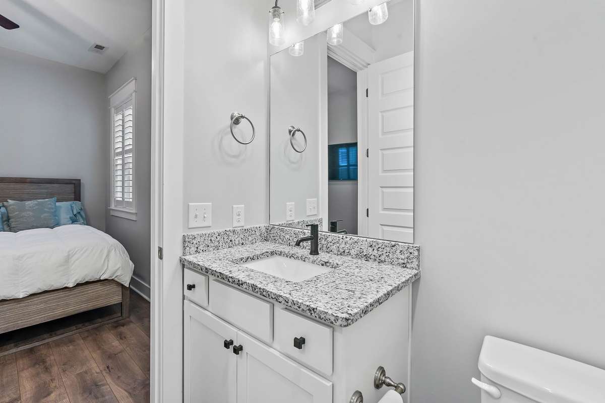 Bathroom in bedroom #2