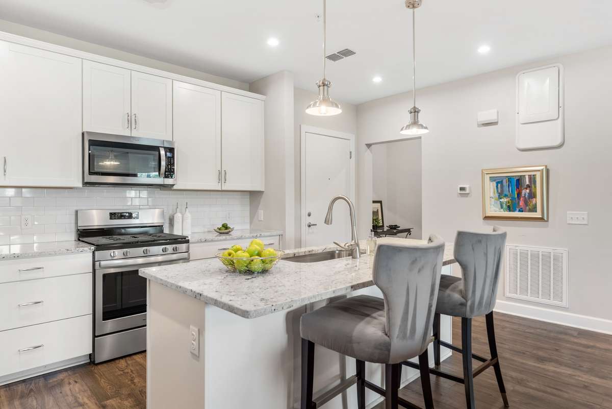 Pendant lighting for the island