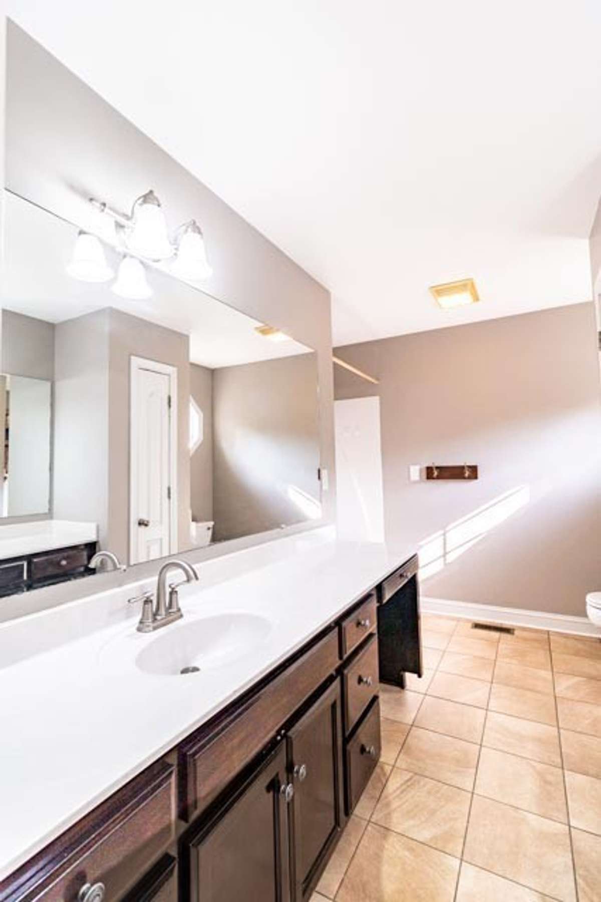 Master bath w/ double vanities. Other is directly across from this one