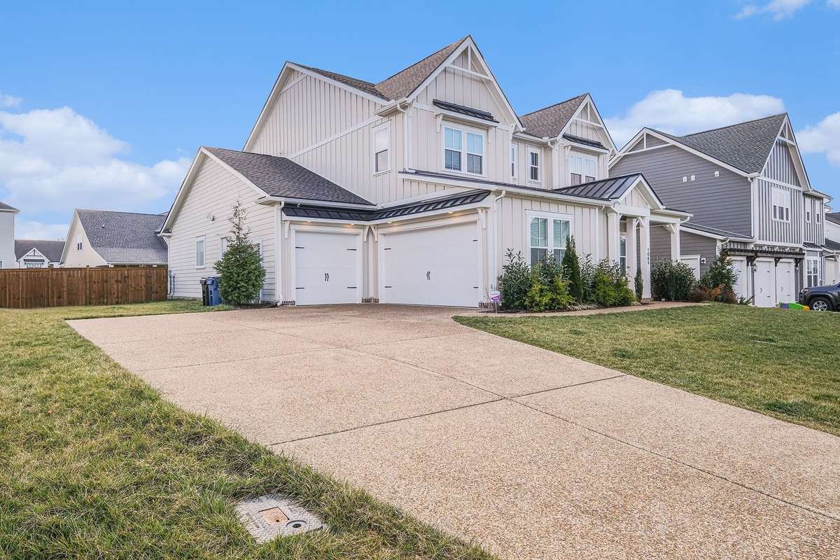 Welcome Home to 1065 Pine Creek Dr!