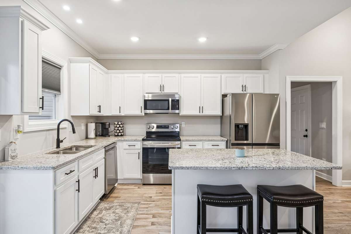 Kitchen perfect for entertaining and meal prep