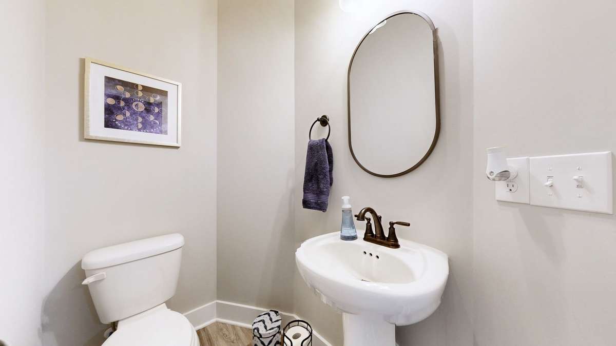 Powder room.