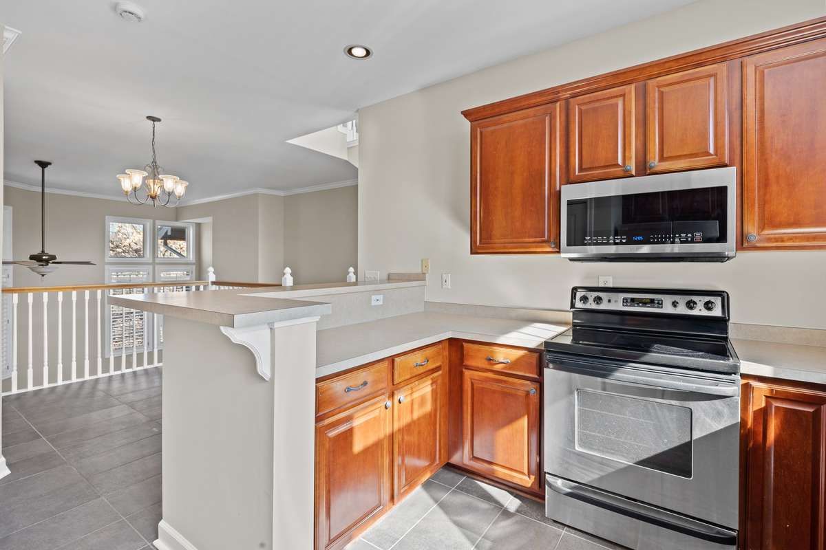 Kitchen and dining area.