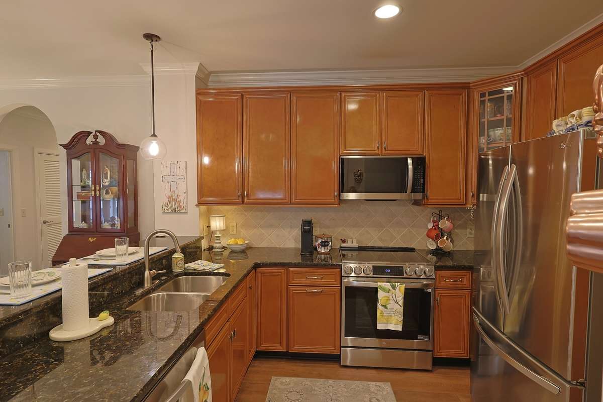 The kitchen provides AMPLE storage and room to cook to your heart's desire (or not!). Lock and leave doesn't mean giving up a well appointed and designed kitchen.