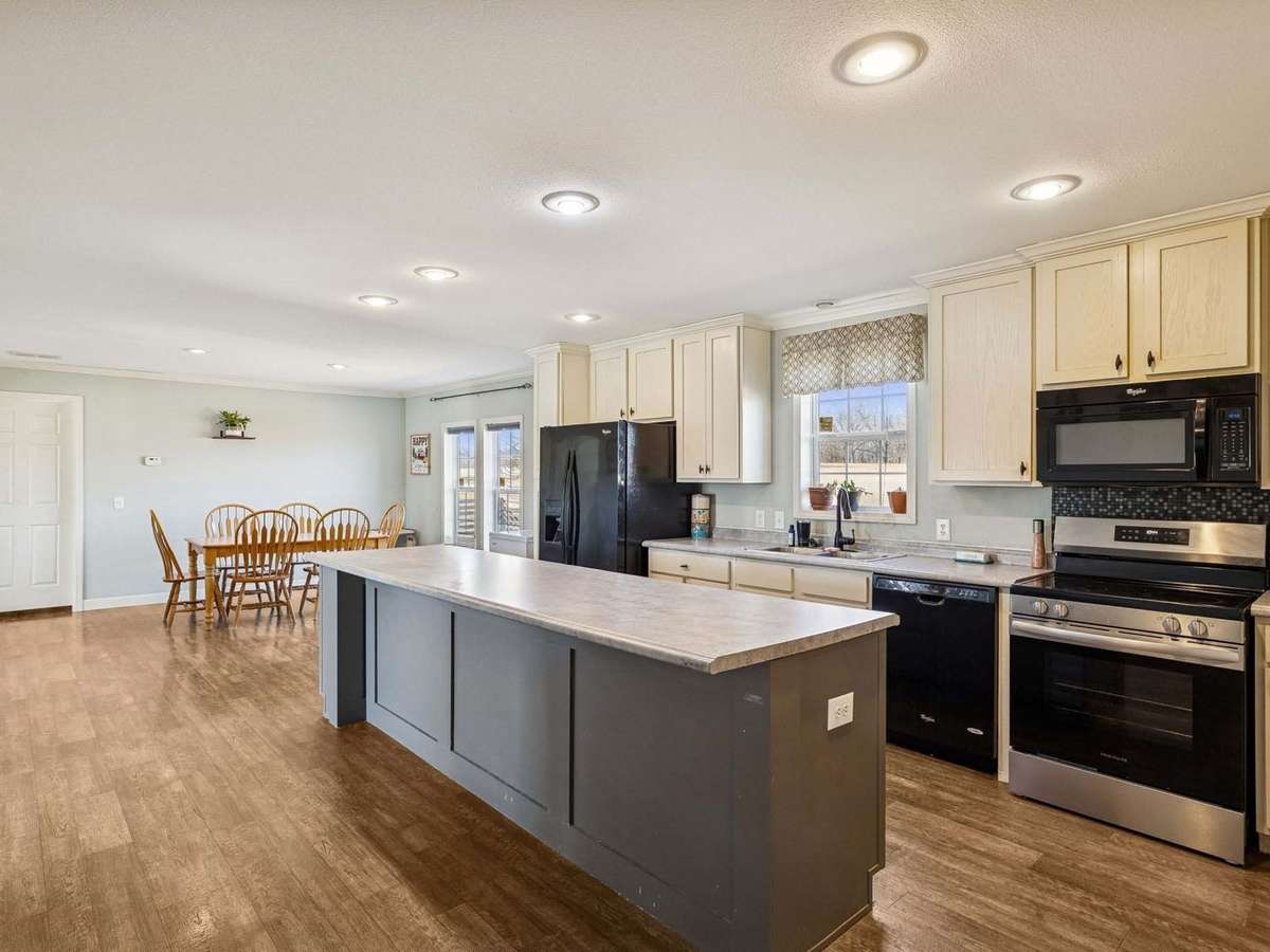 2nd Home Kitchen