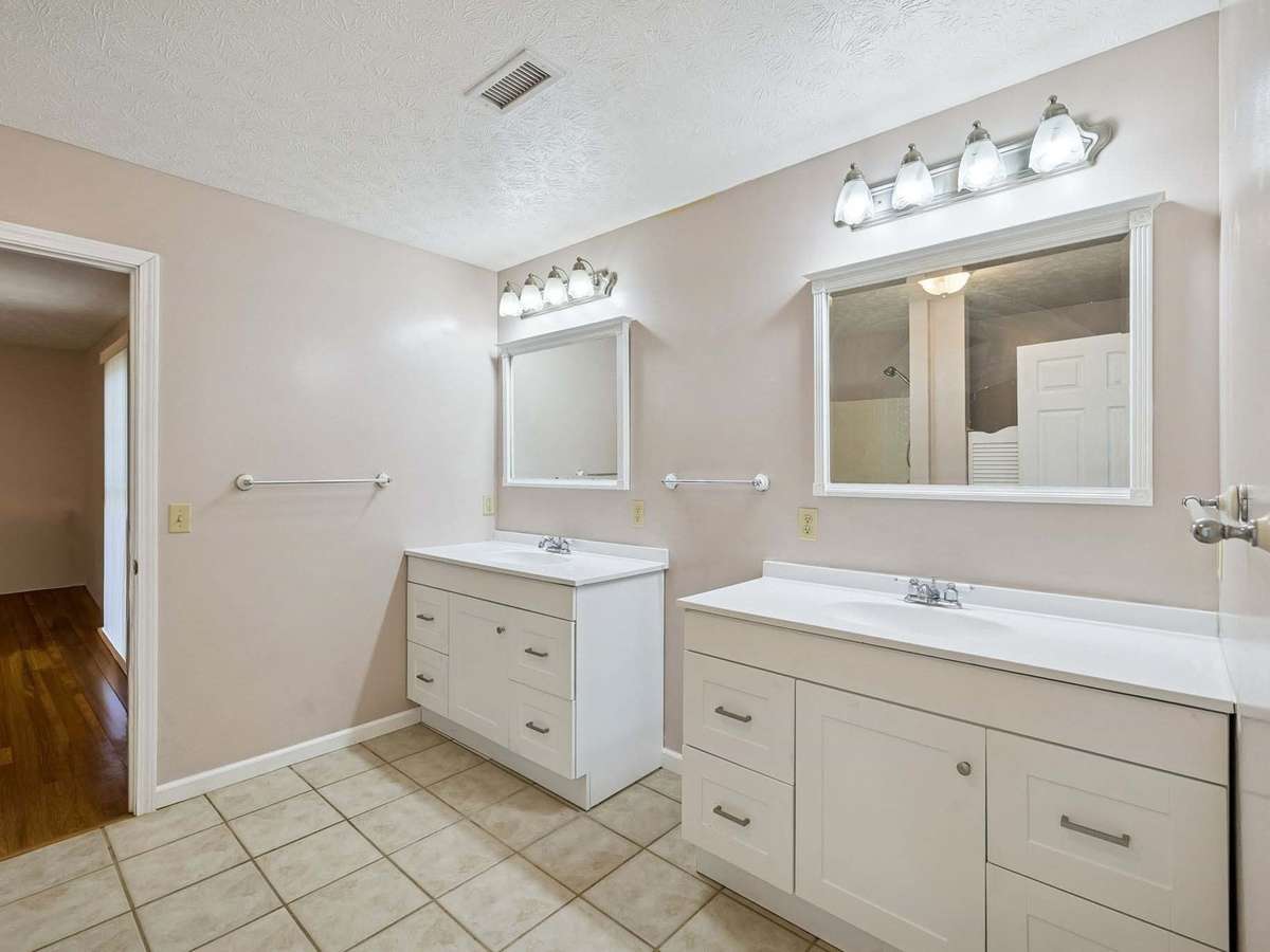 Main House Bathroom