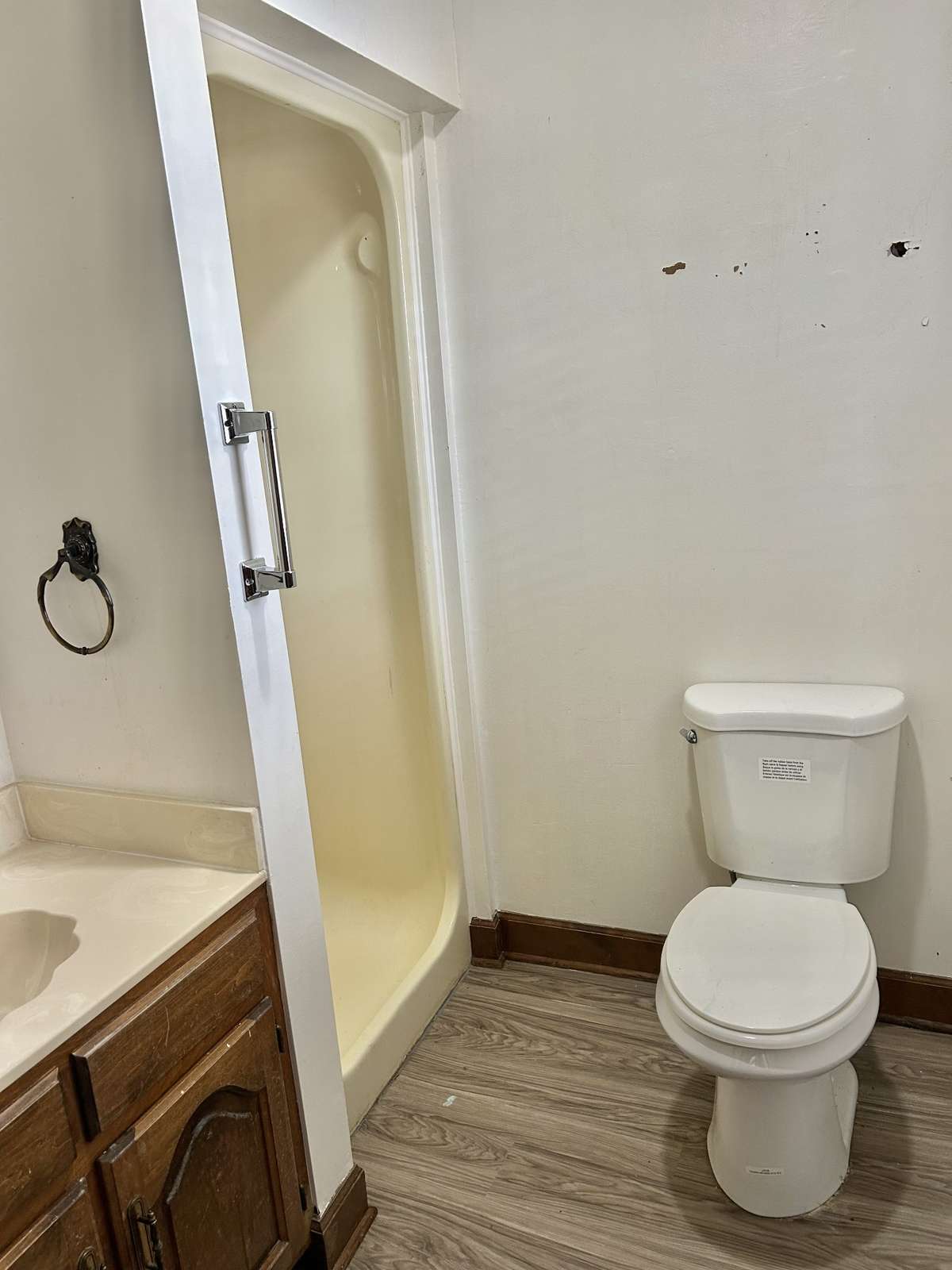 Primary bath with walk in shower!