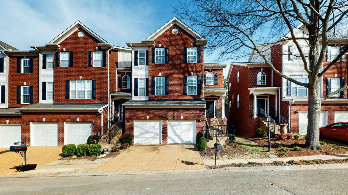 Welcome to 1138 Culpepper Cir in Franklin TN!