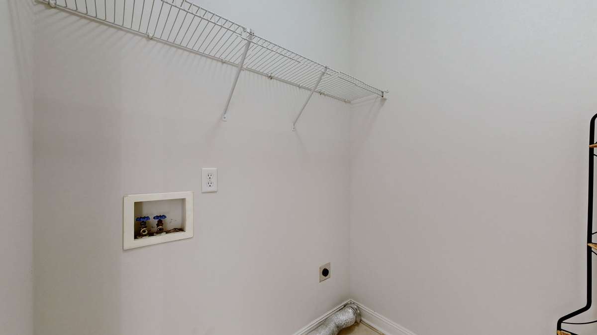 The walk in laundry room.