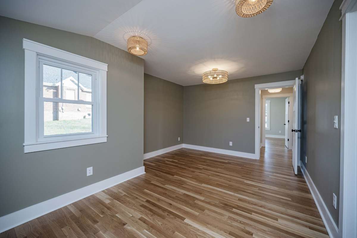 Spacious primary suite