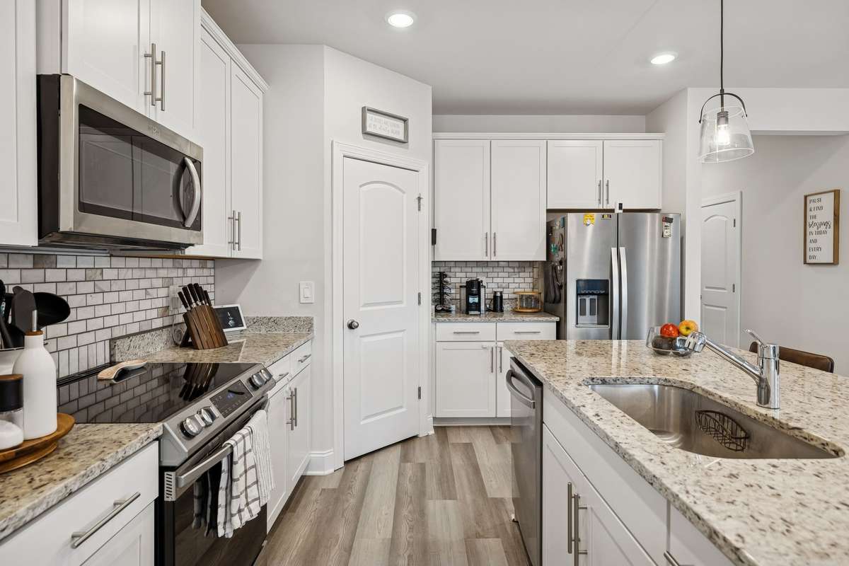 Beautiful backsplash in the kitchen