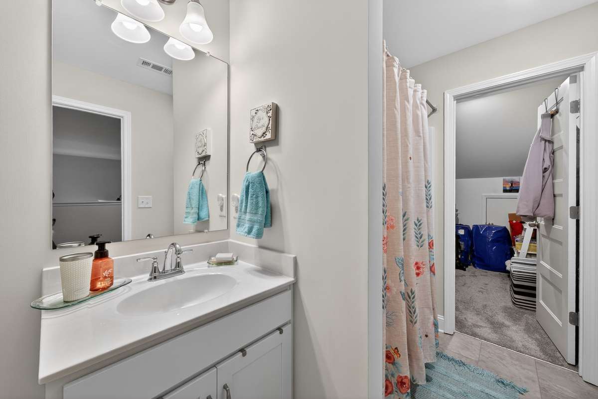 Bonus room private bath and closet