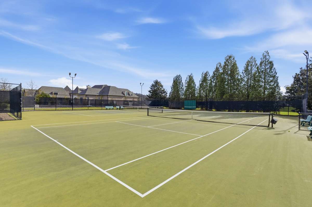 Legends Ridge Community Tennis Courts with hitting wall