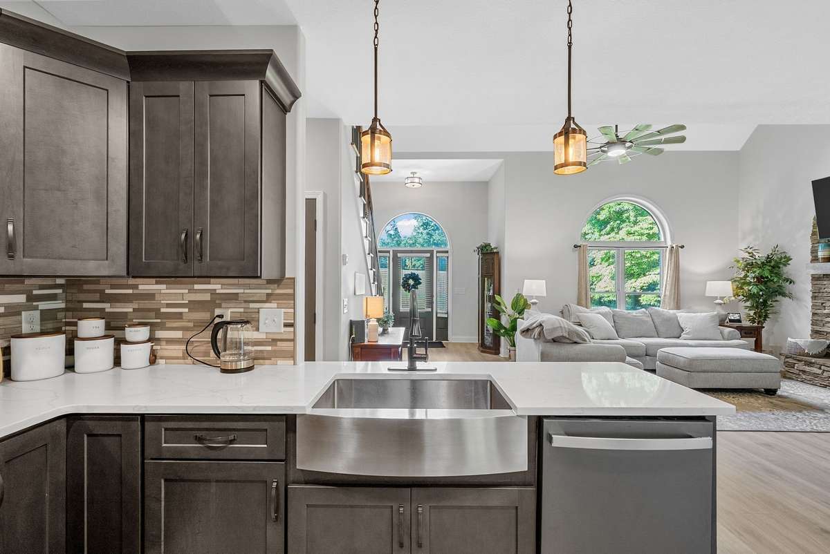 Beautiful design meets everyday function in this open kitchen layout!