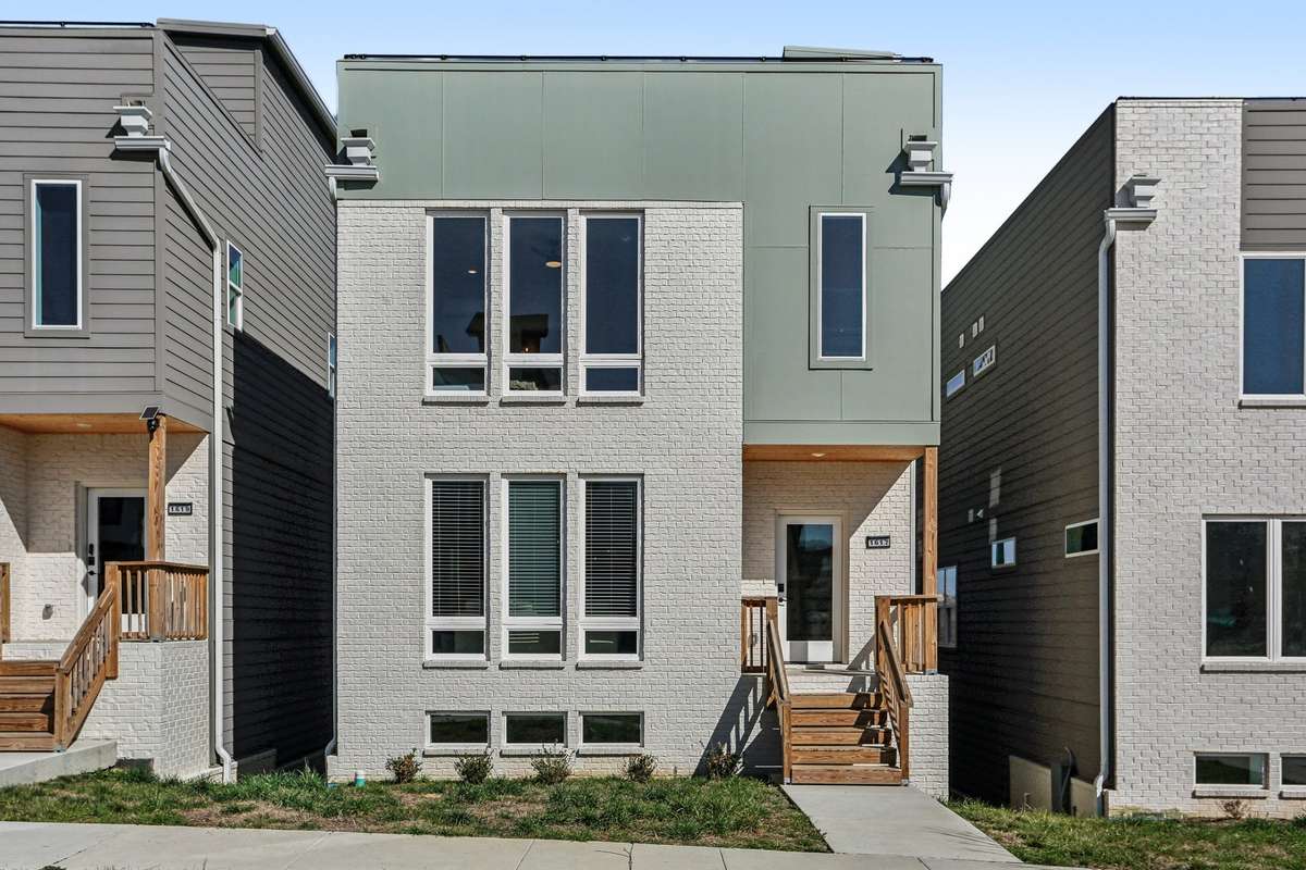 Located off Trinity Lane, just minutes from the Oracle campus and downtown, this modern home offers stylish design, functional living, and exceptional outdoor spaces