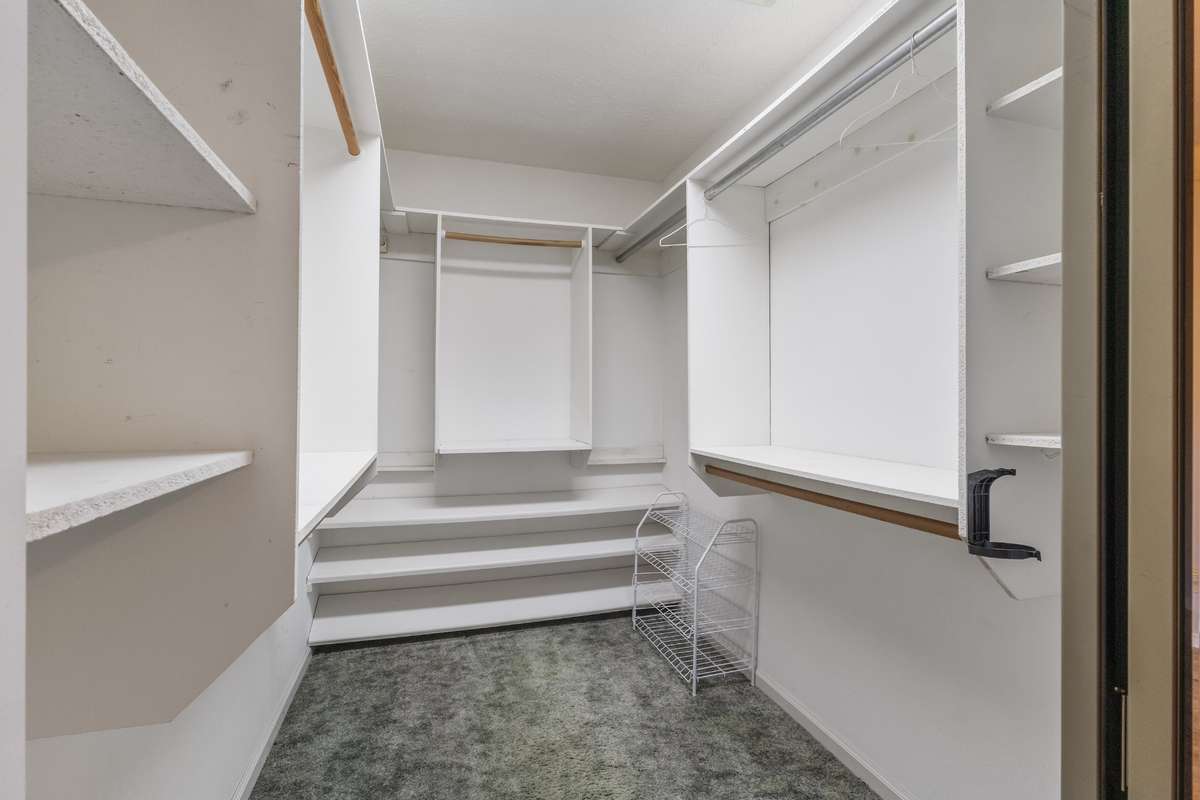 Built in shelves