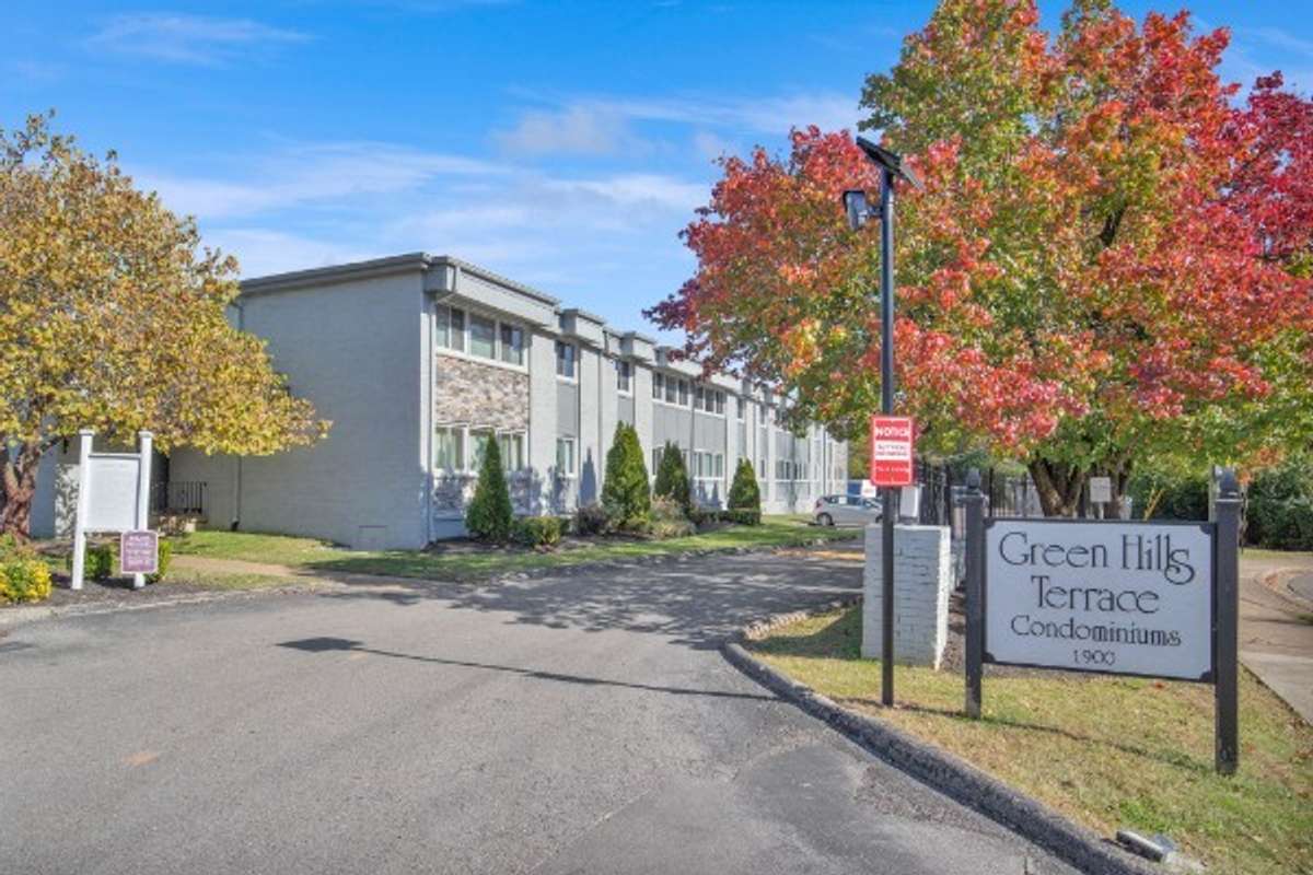 a lovely condo community in the heart of Green Hills
